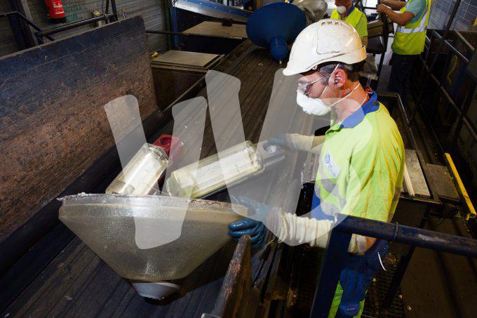 vvbvanbree recycling verlichtings armaturen  2999buis