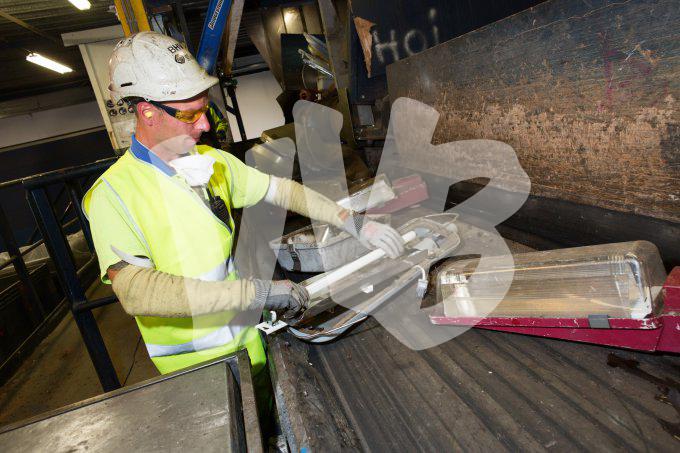 vvbvanbree recycling verlichtings armaturen  3030buis