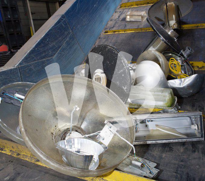 vvbvanbree recycling verlichtings armaturen  3034buis