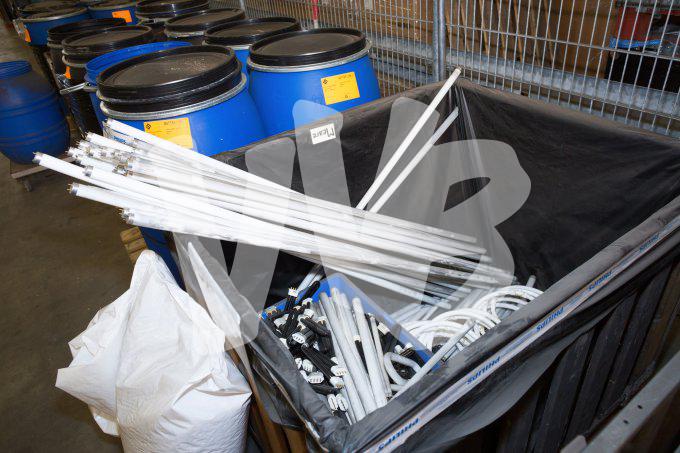 vvbvanbree recycling verlichtings armaturen  3042buis