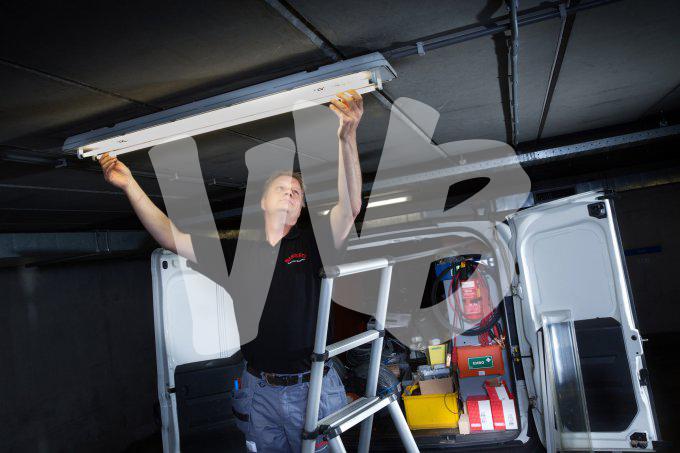 vvbvanbree vervangen verlichting  3082buis