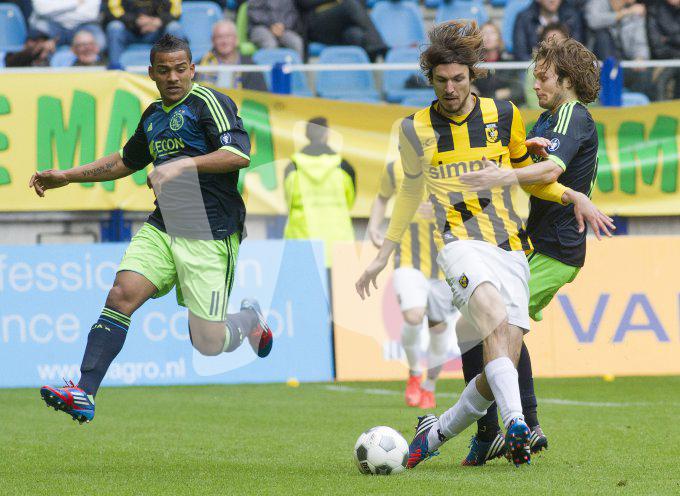 voetbal vitesse ajax vvbvanbree  2135