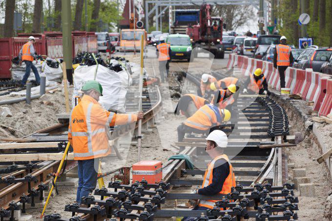 vvbfoto working on railway delft 959 
