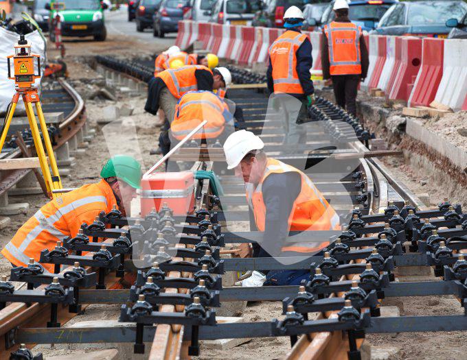 vvbfoto working on railway delft 965 