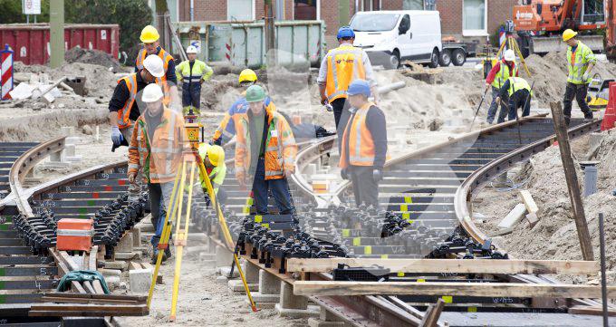vvbfoto working on railway delft 973 