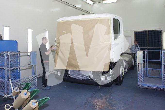 vvbvanbree spuiten van een auto      546