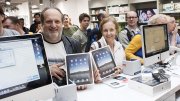 Eerste Ipads worden verkocht  vvbvanbree  2300