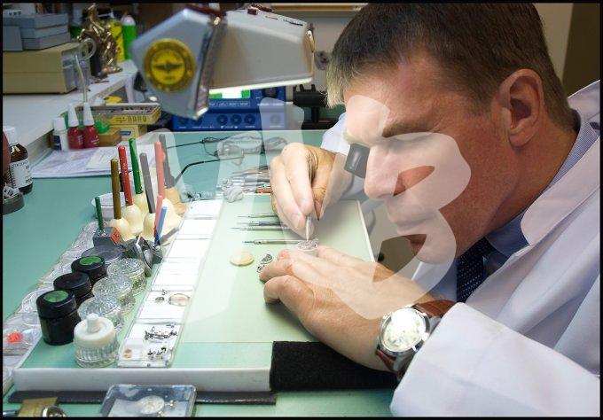 Reparatie van horloges vvbvanbree  6884
