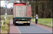 Fietser op rijbaan  vvbvanbree  6897