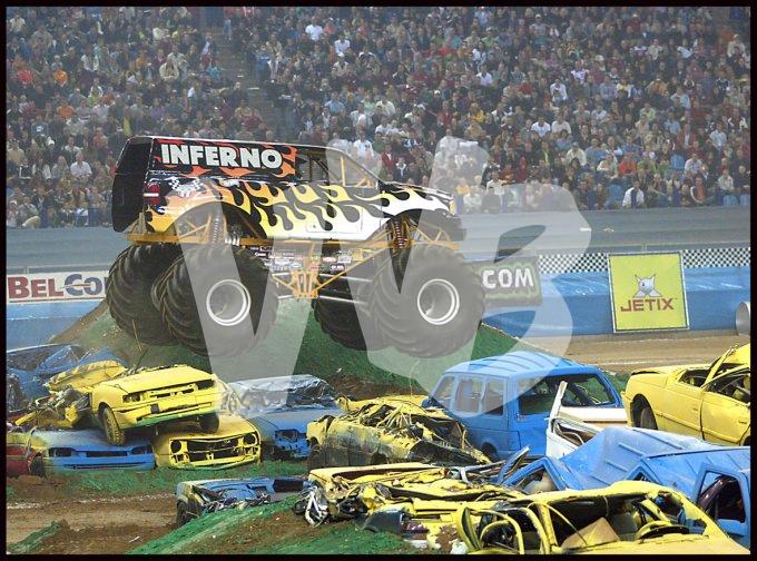 monsterjam in Gelredome1084 kopiëren