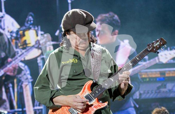 Santana in Gelredome  vvbvanbree IMG_0467