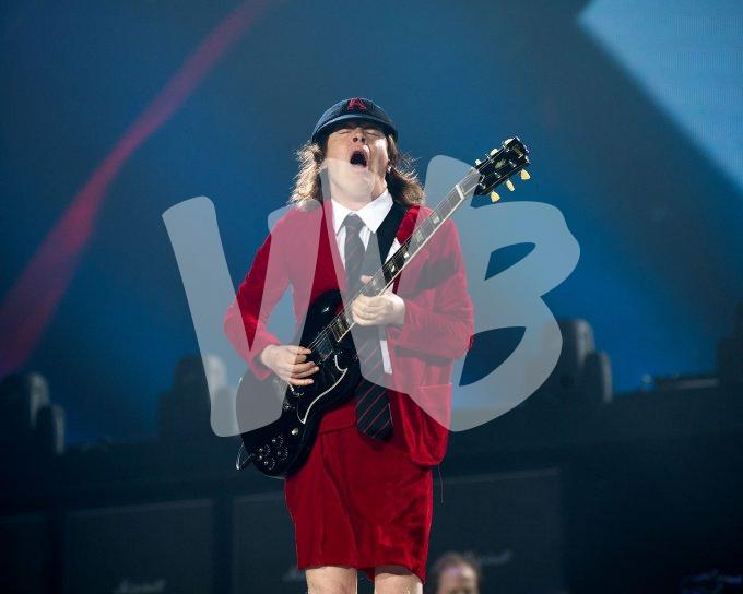 AC DC  vvbvanbree 4181