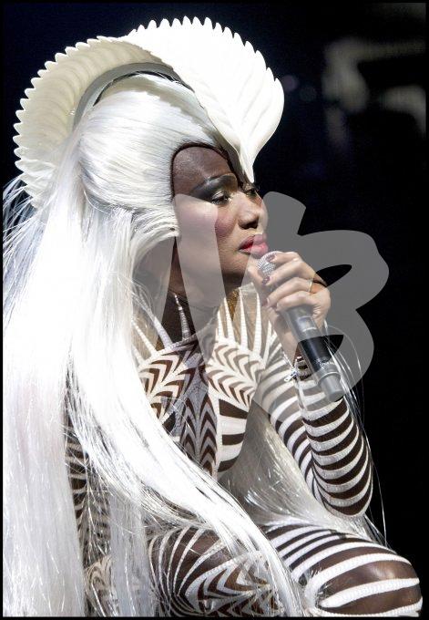 Grace Jones vvbvanbree 5142