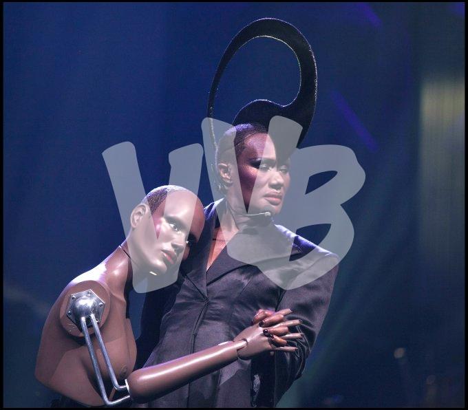 Grace Jones vvbvanbree 5148