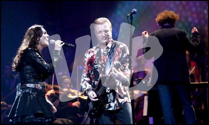 John Miles met Sharon den Adel   vvbvanbree 5173