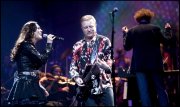 John Miles met Sharon den Adel   vvbvanbree 5173