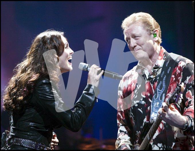 John Miles met Sharon den Adel   vvbvanbree 5175