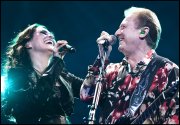 John Miles met Sharon den Adel   vvbvanbree 5177