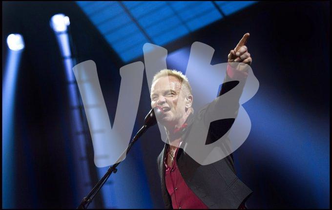 Sting Symphonica in Rosso vvbvanbree 5022