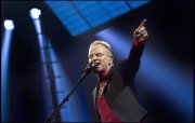 Sting Symphonica in Rosso vvbvanbree 5022