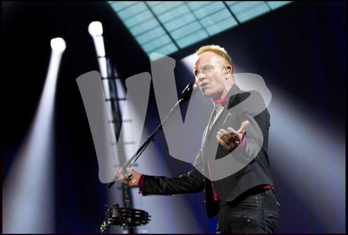 Sting Symphonica in Rosso vvbvanbree 5023