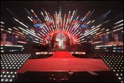 Paul de Leeuw in Gelredome   vvbvanbree 5376