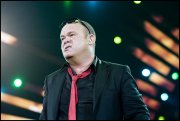 Paul de Leeuw in Gelredome   vvbvanbree 5382