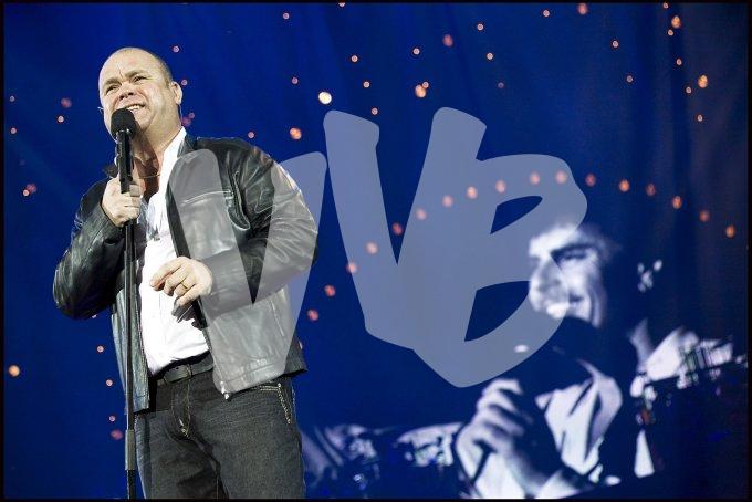 Paul de Leeuw in Gelredome   vvbvanbree 5404
