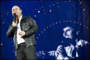 Paul de Leeuw in Gelredome   vvbvanbree 5404
