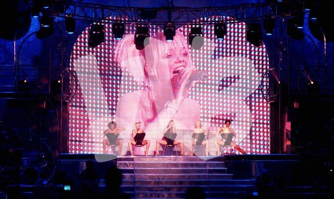 Spice Girls in Gelredome vvbvanbree 5619