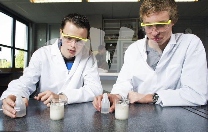 Scheikunde voortgezet onderwijs  vvbvanbree  6111